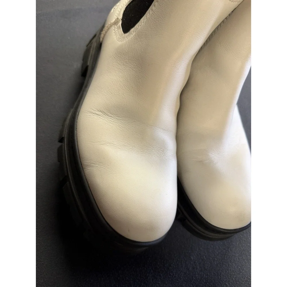 UGG Ashton Chelsea Waterproof Pull-on White Leather Women's Short Boots Sz 9